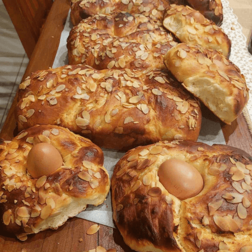Sweet Easter Bread - Tsoureki Sweet Easter Bread - Tsoureki